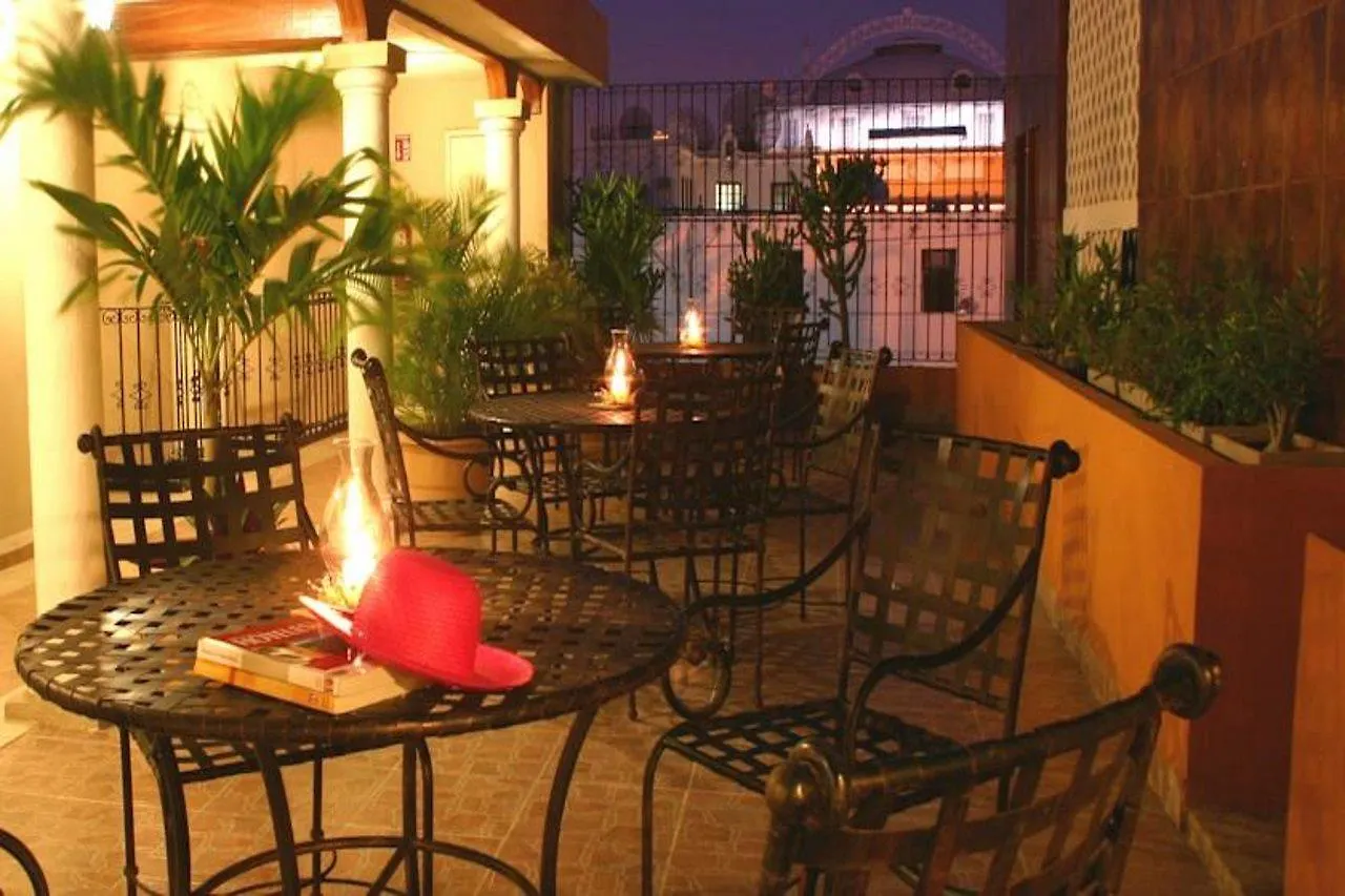 Hotel Colonial De Mérida